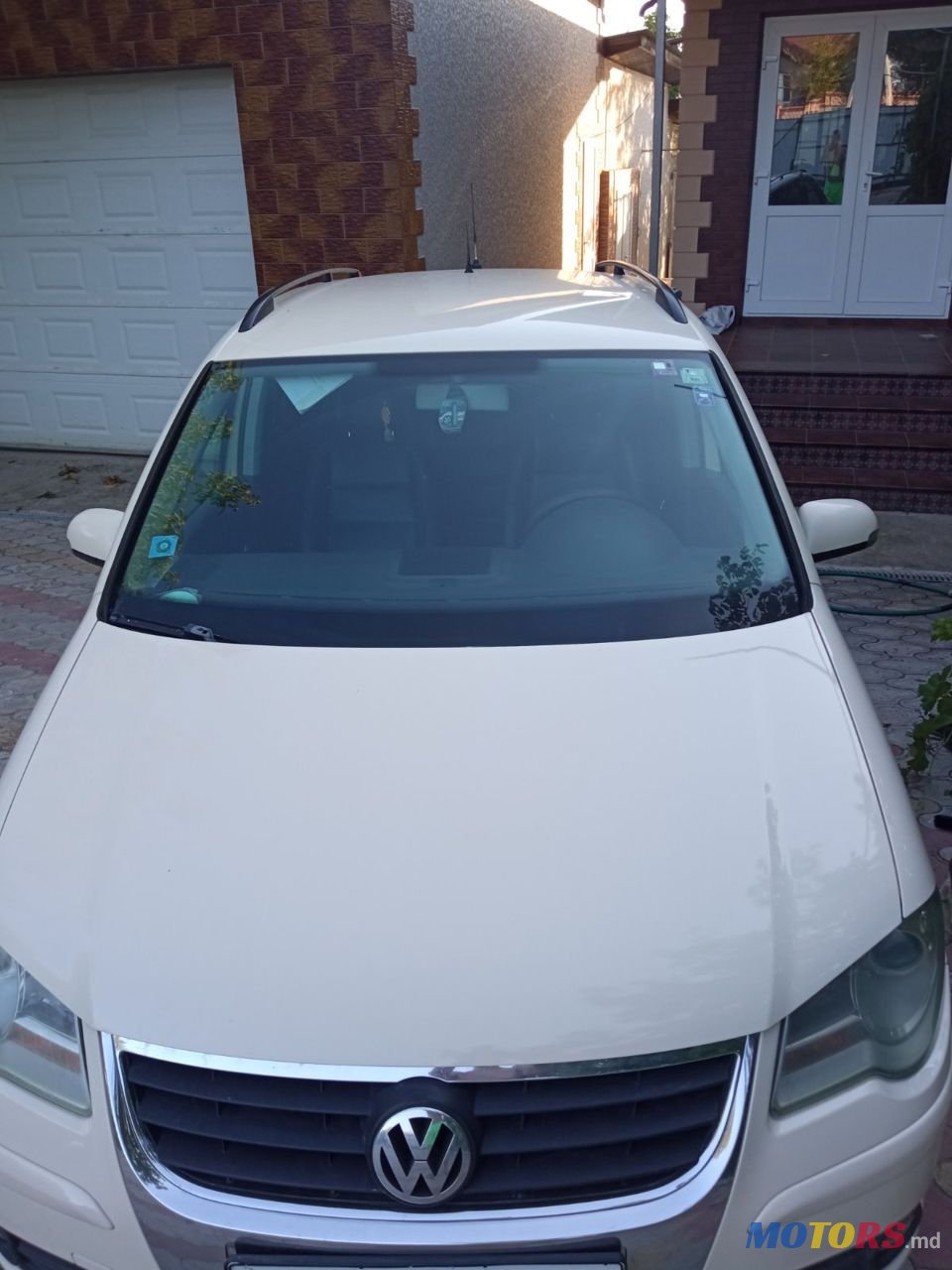 2007' Volkswagen Touran photo #6