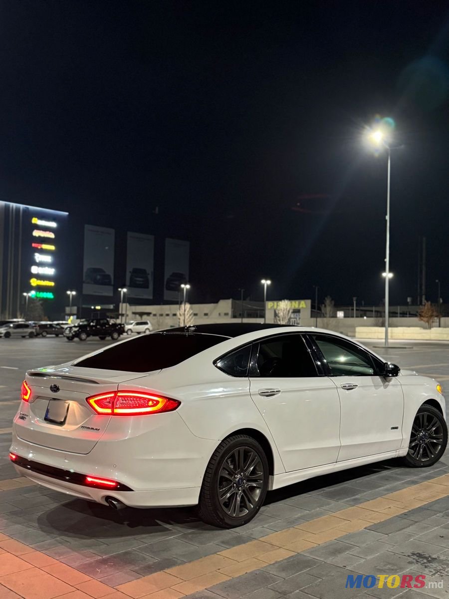 2013' Ford Fusion photo #4