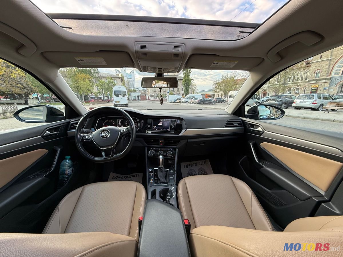 2019' Volkswagen Jetta photo #6