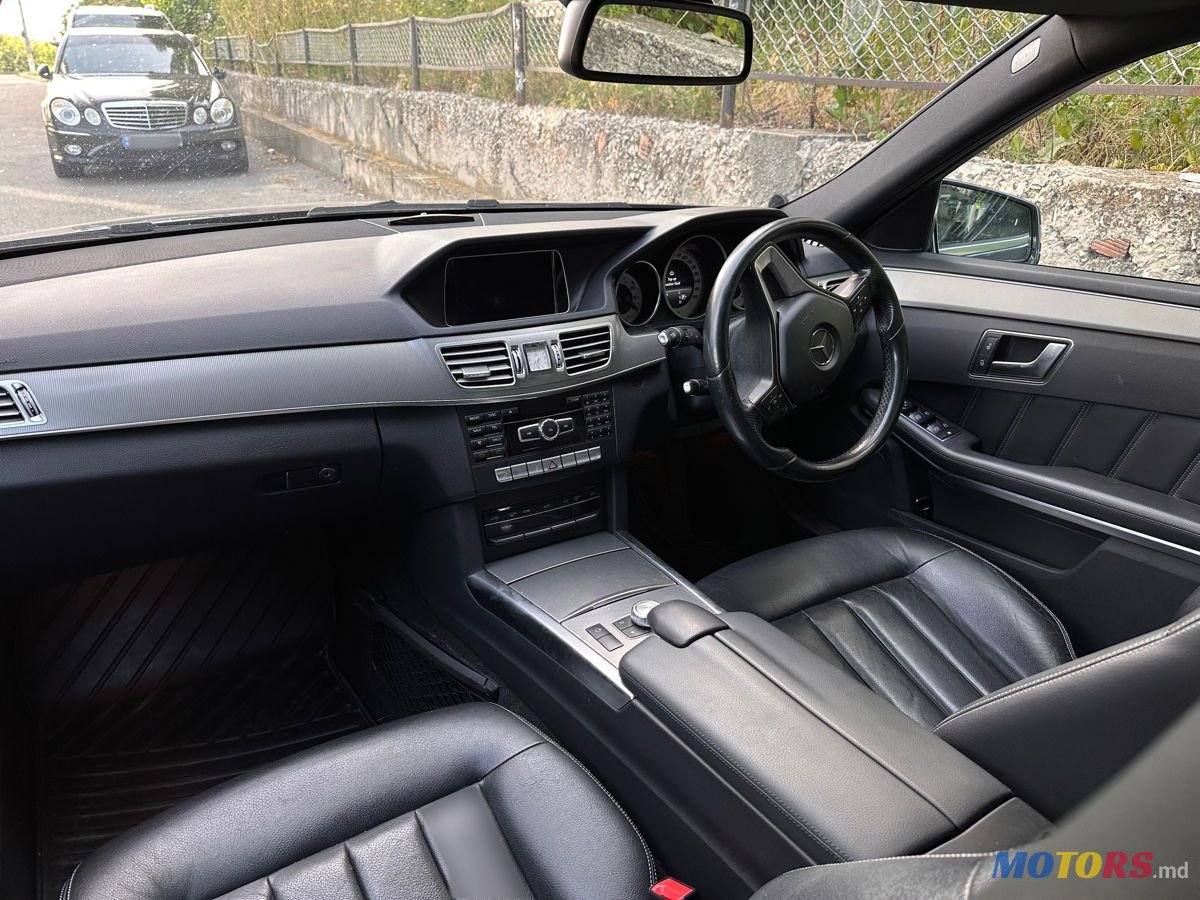 2014' Mercedes-Benz E-Class Wagon photo #6