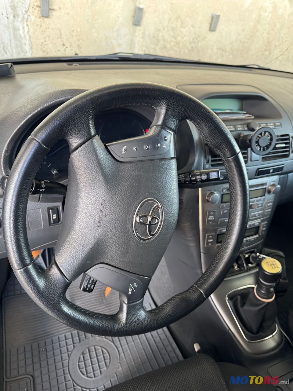 2006' Toyota Avensis photo #5