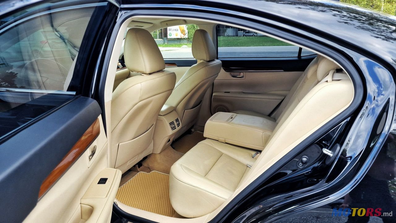 2013' Lexus Es Series photo #5