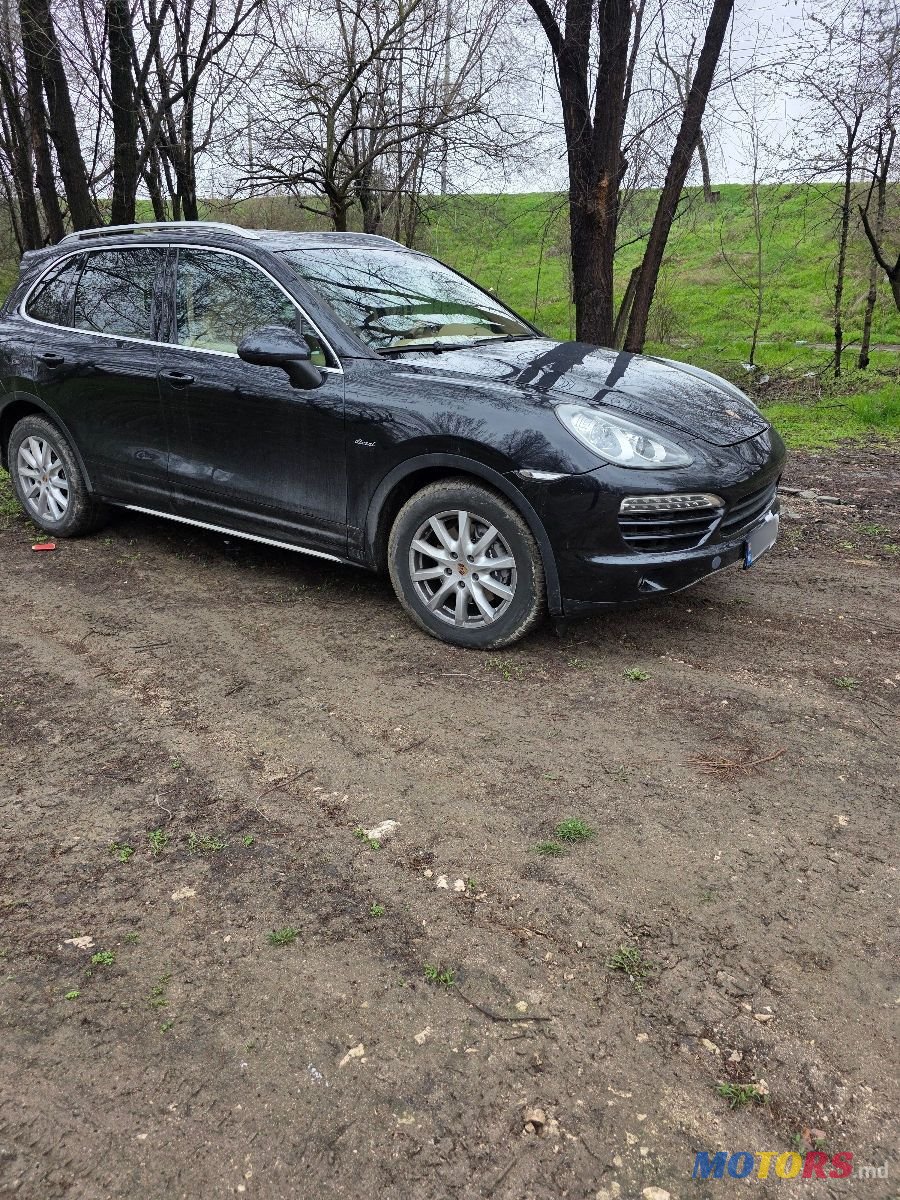 2013' Porsche Cayenne photo #5