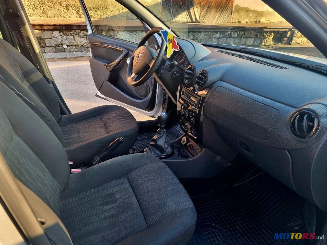 2011' Dacia Duster photo #5