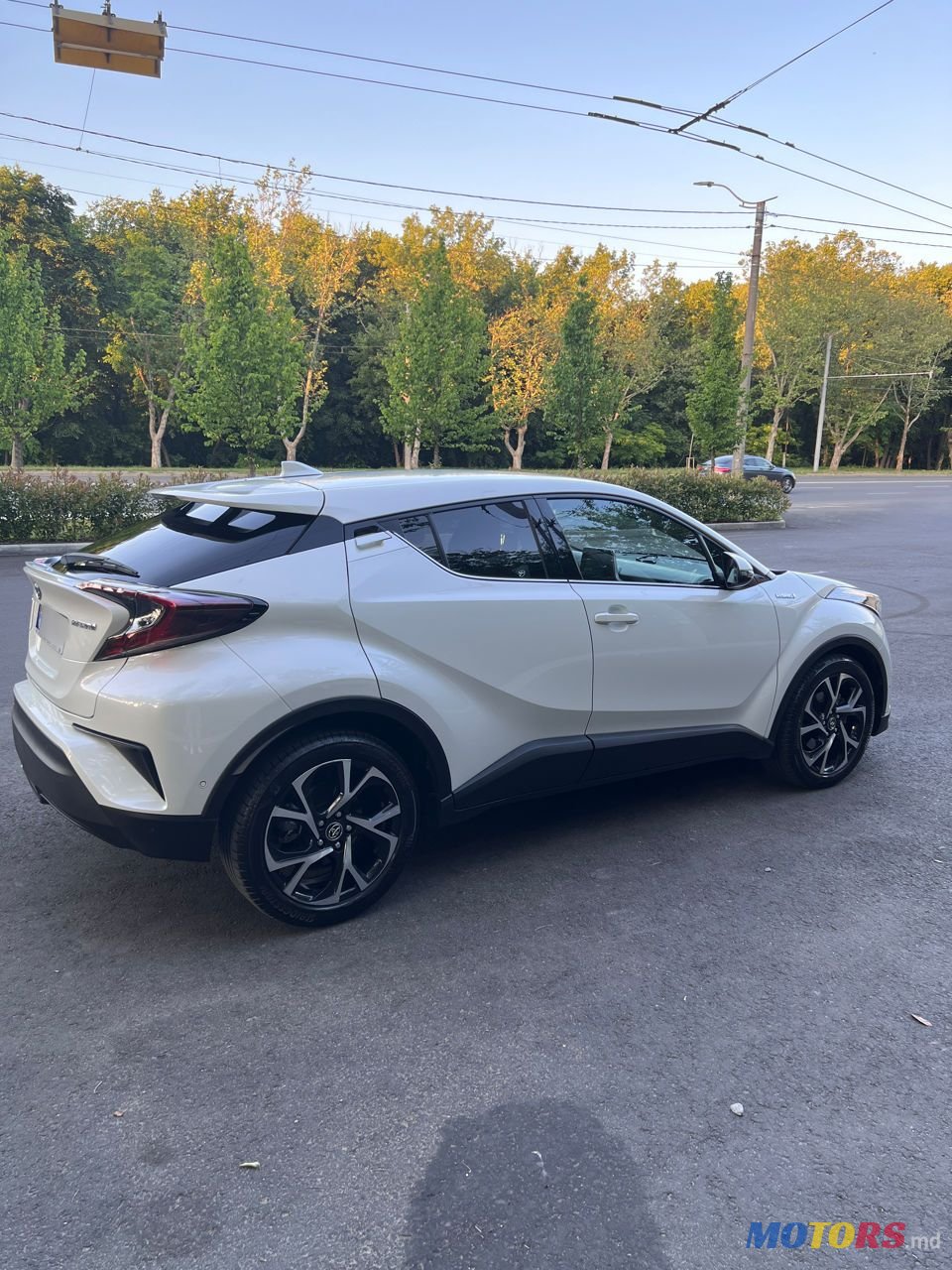 2018' Toyota C-HR photo #4
