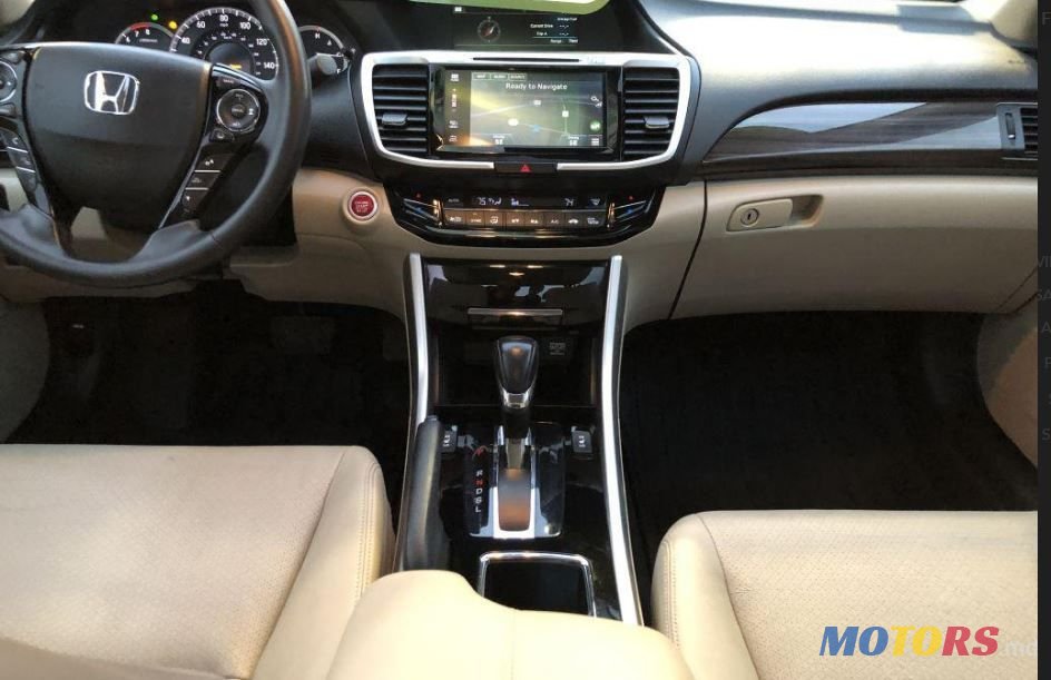 2016' Honda Accord photo #5