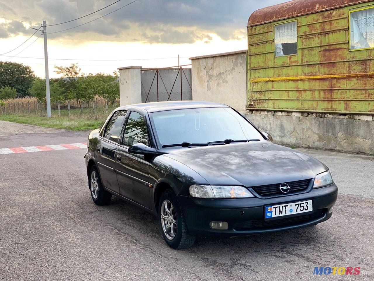 1998' Opel Vectra photo #1
