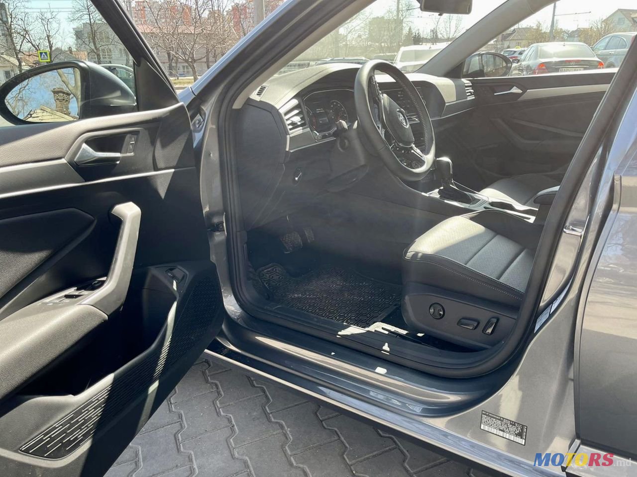 2021' Volkswagen Jetta photo #3