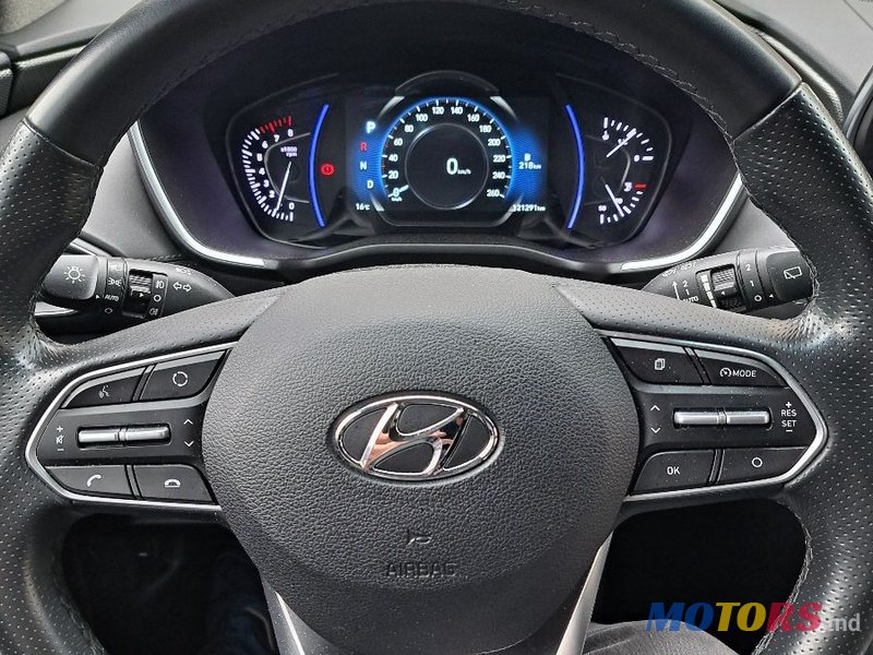 2019' Hyundai Santa Fe photo #4