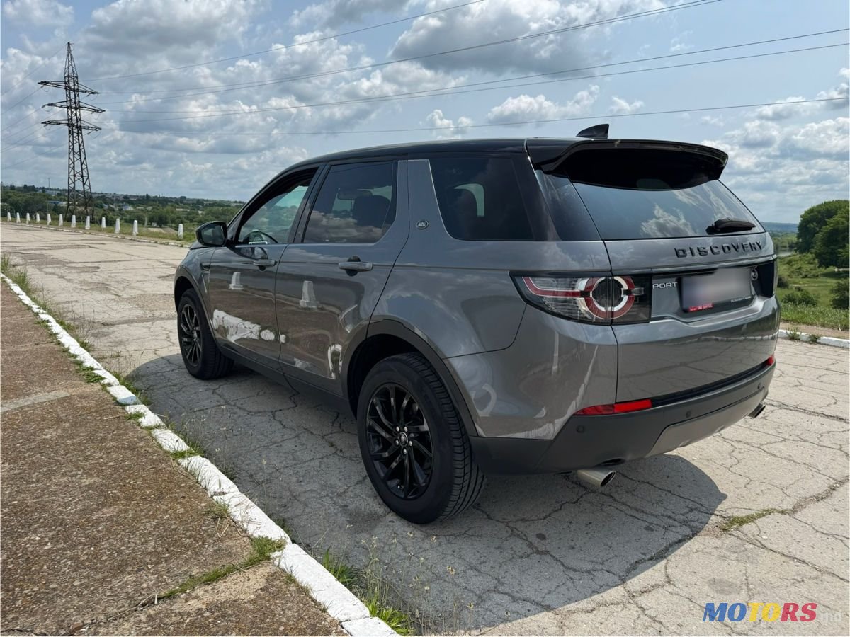 2018' Land Rover Discovery Sport photo #6