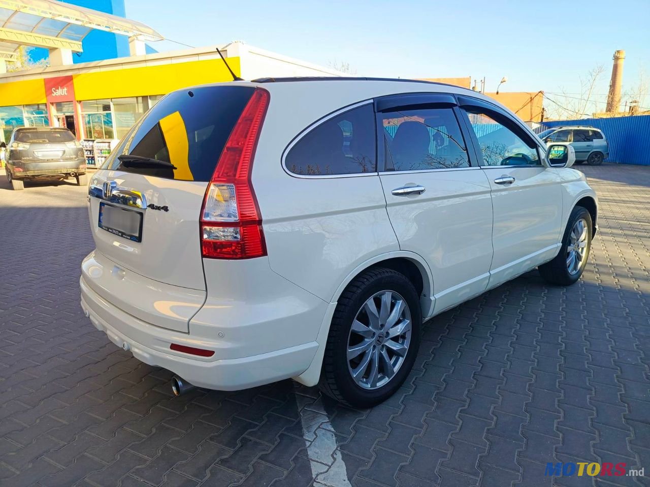 2010' Honda CR-V photo #2