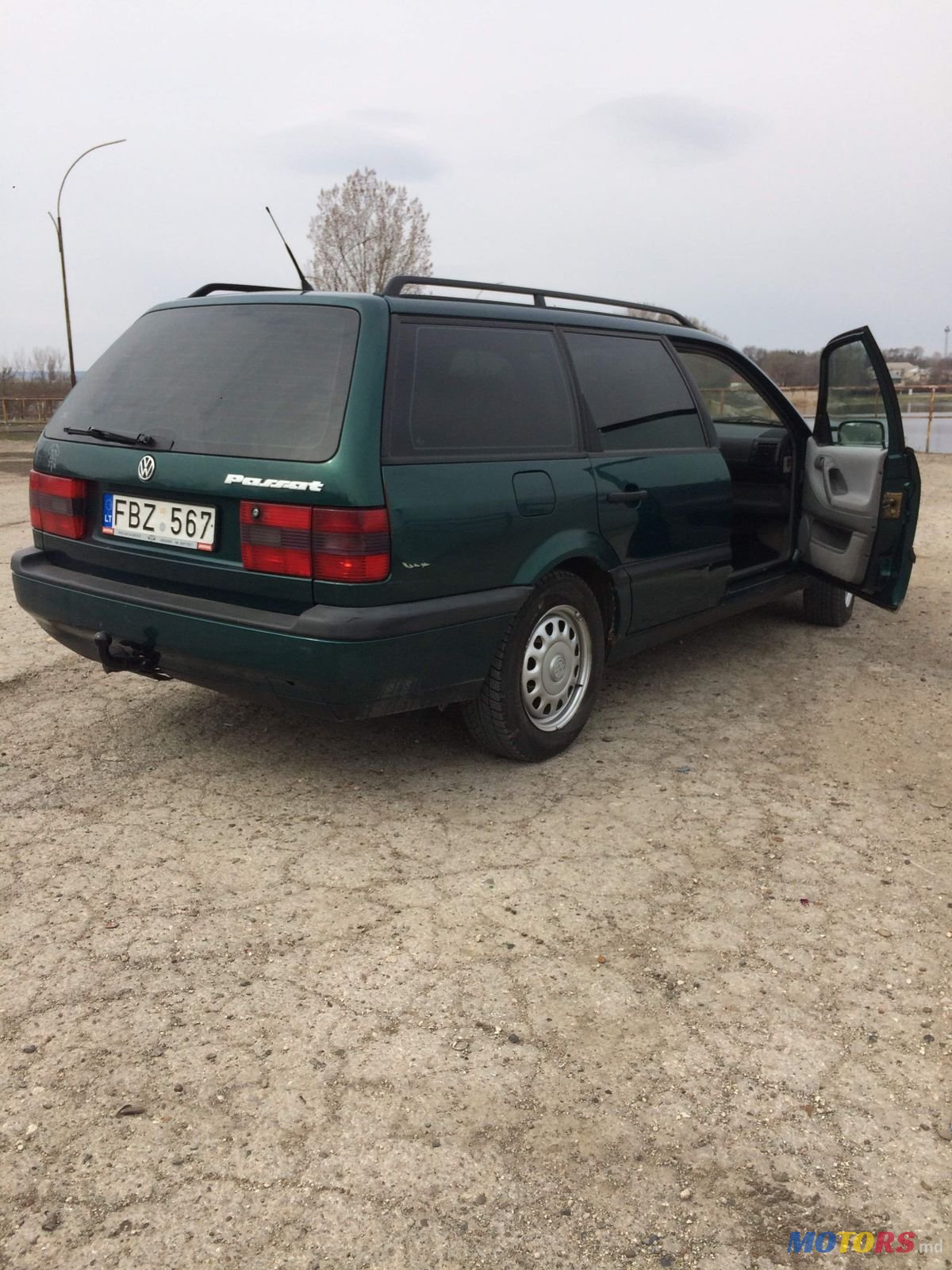 1996' Volkswagen Passat photo #6