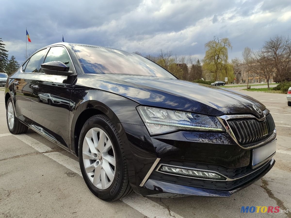 2022' Skoda Superb photo #5