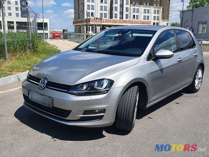 2014' Volkswagen Golf photo #2