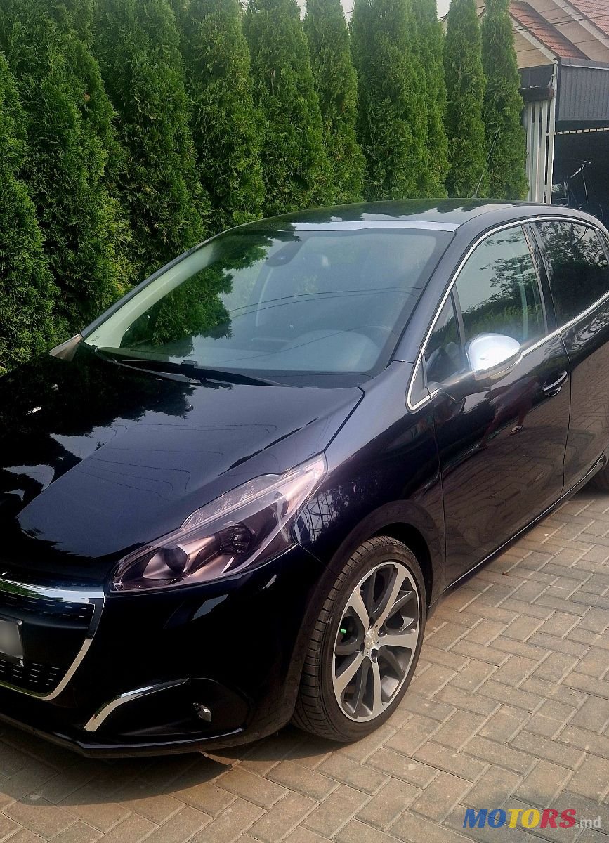 2015' Peugeot 208 photo #2