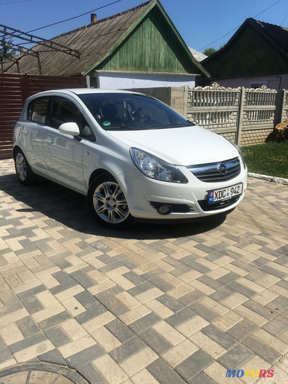 2009' Opel Corsa photo #1