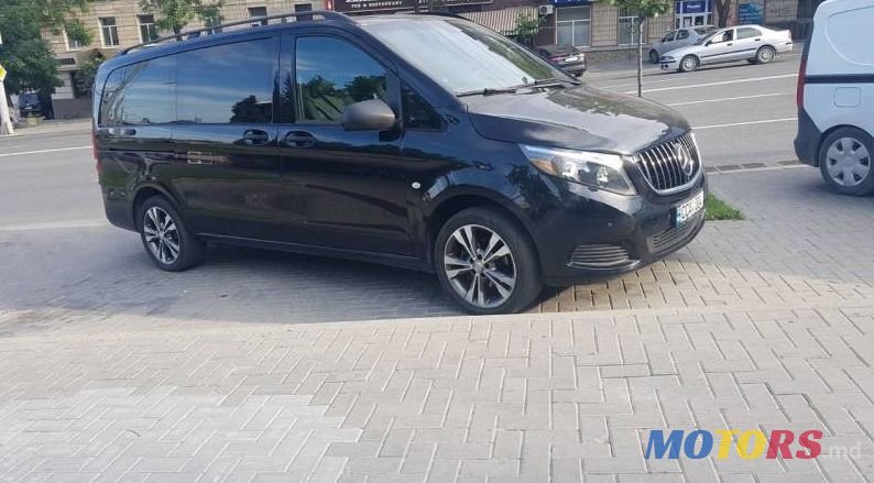 2016' Mercedes-Benz V photo #4