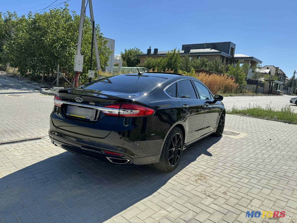 2017' Ford Fusion photo #3