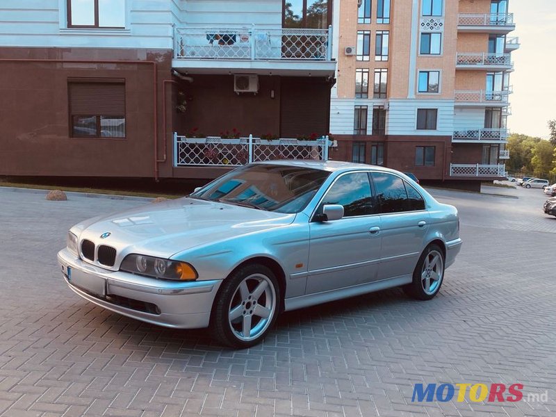 2002' BMW 5 Series photo #6