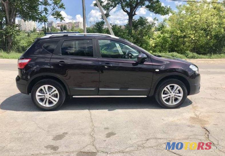 2011' Nissan Qashqai photo #1