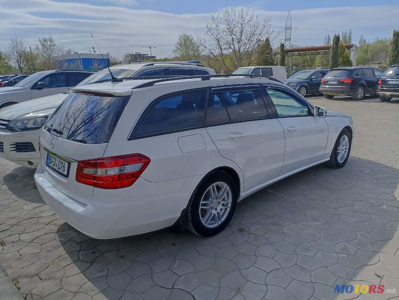 2010' Mercedes-Benz E Класс photo #4