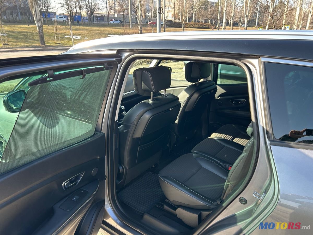 2017' Renault Grand Scenic photo #6