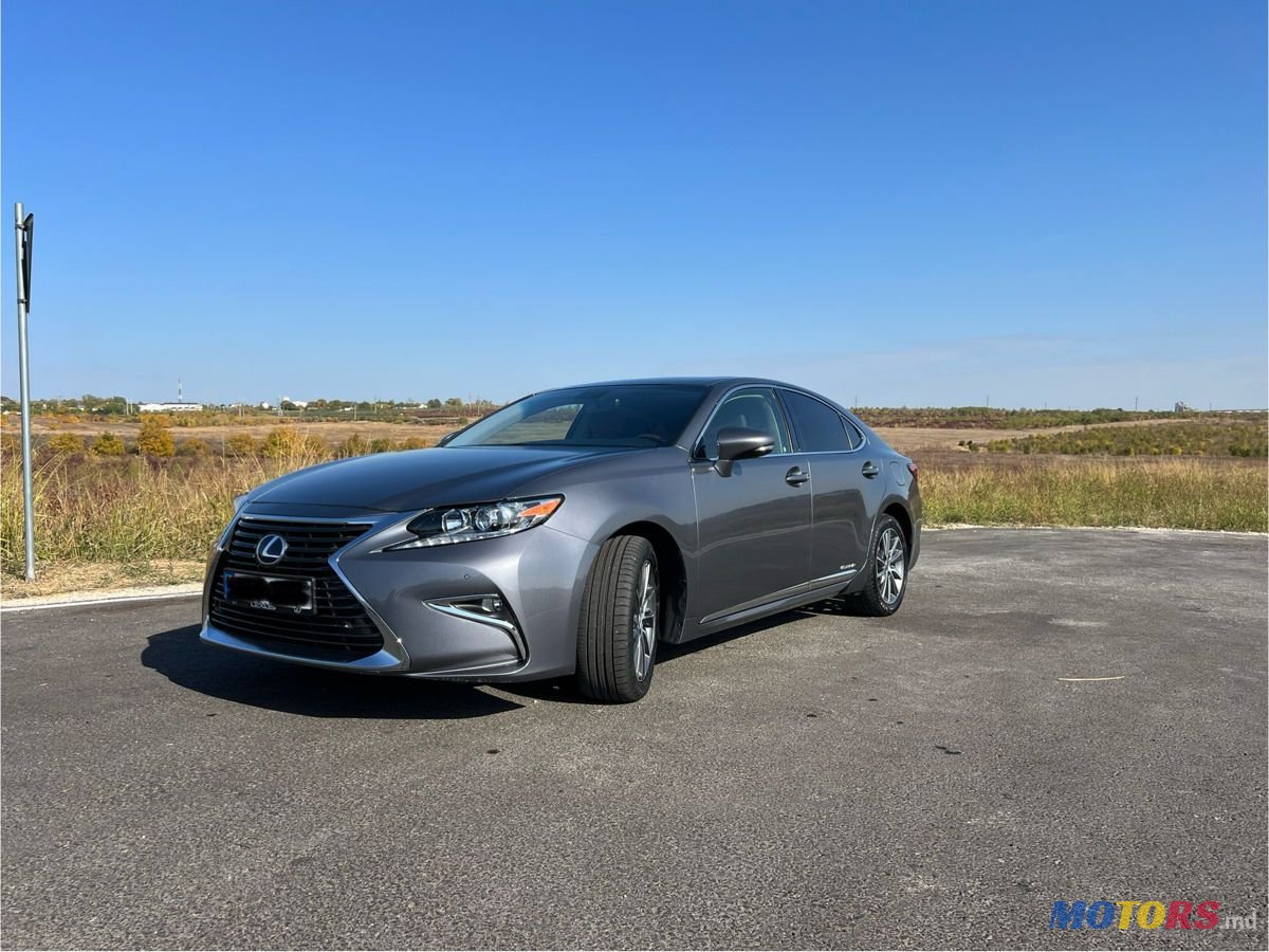 2016' Lexus Es Series photo #3