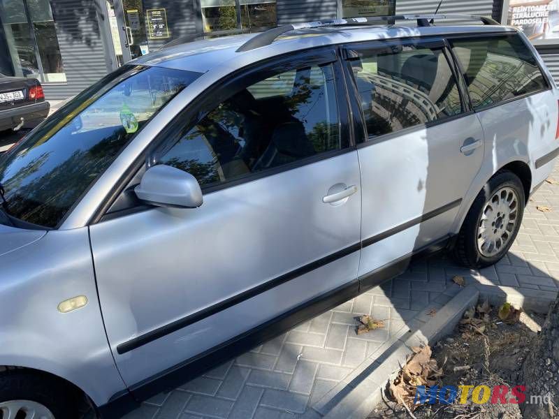 1999' Volkswagen Passat photo #4