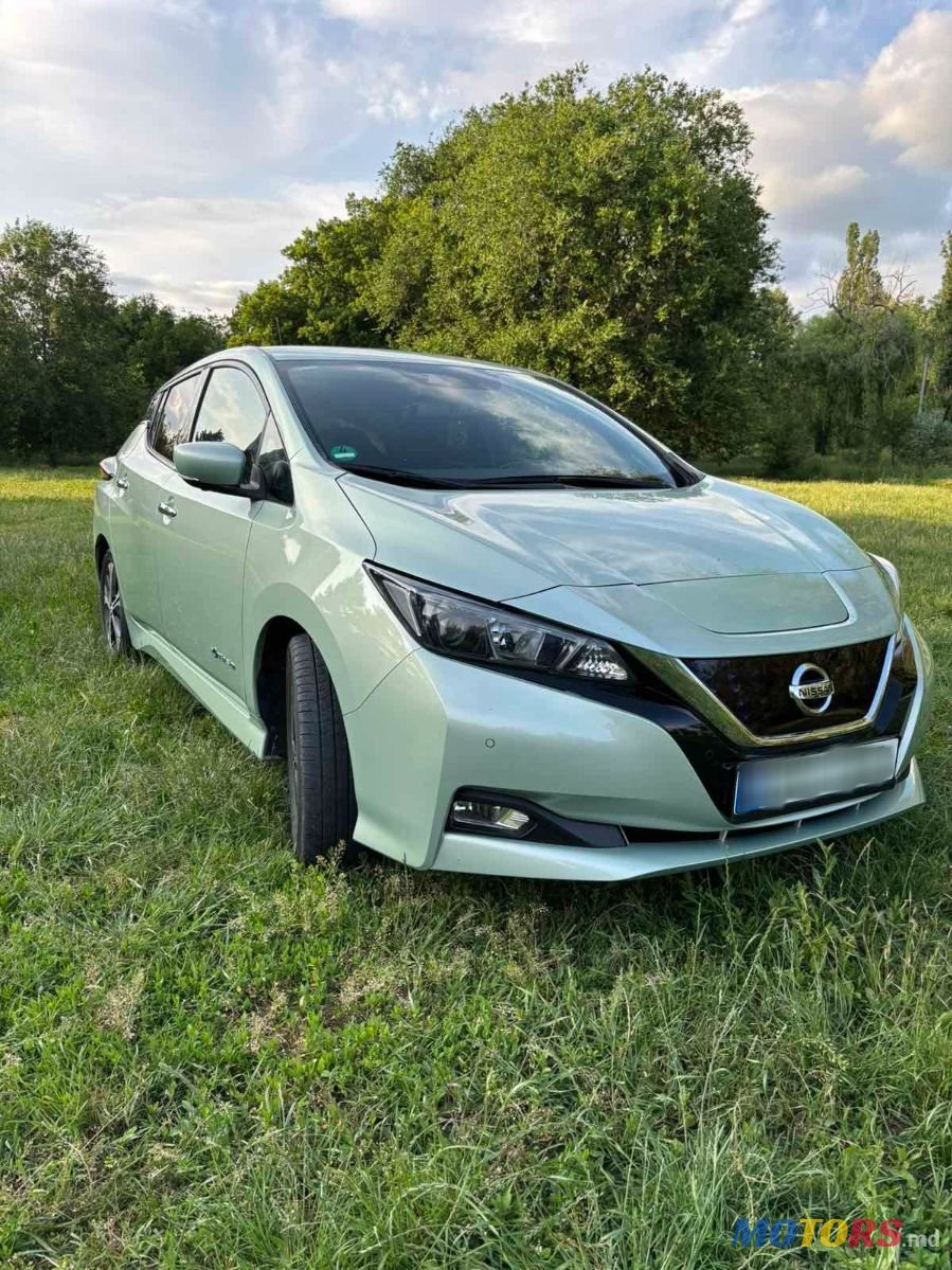 2019' Nissan Leaf photo #2