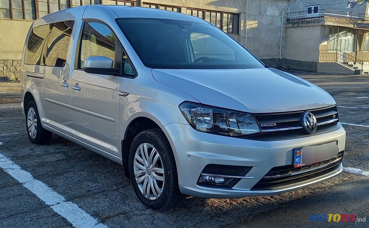 2017' Volkswagen Caddy photo #3