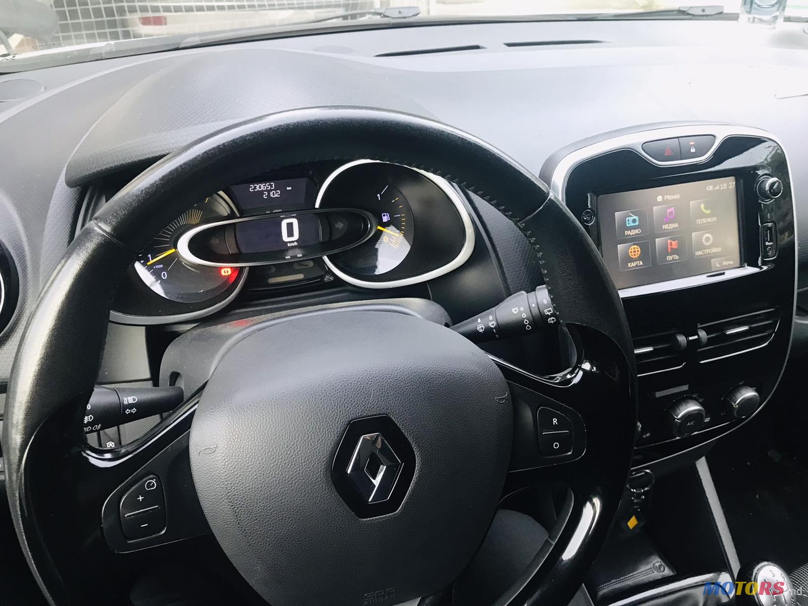 2015' Renault Clio 4 photo #5