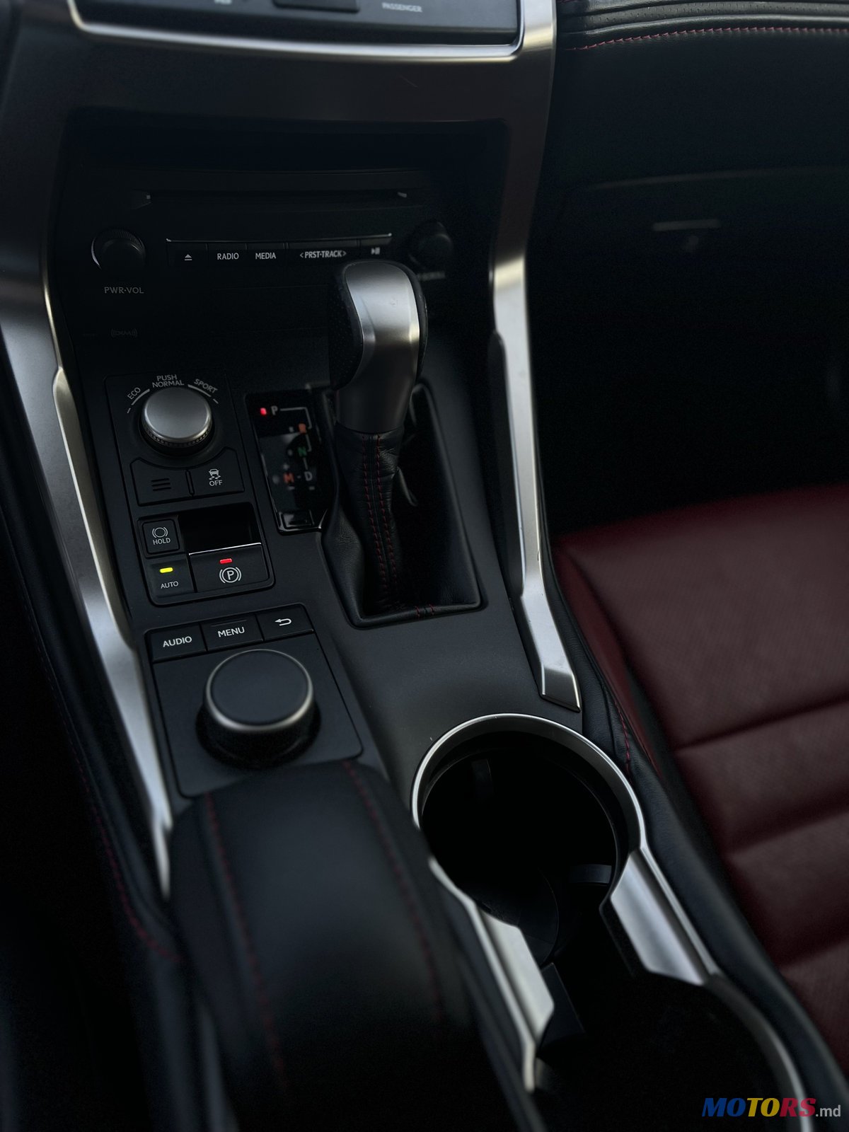 2017' Lexus NX 200t F Sport photo #5