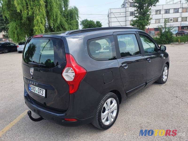 2012' Dacia Lodgy photo #4