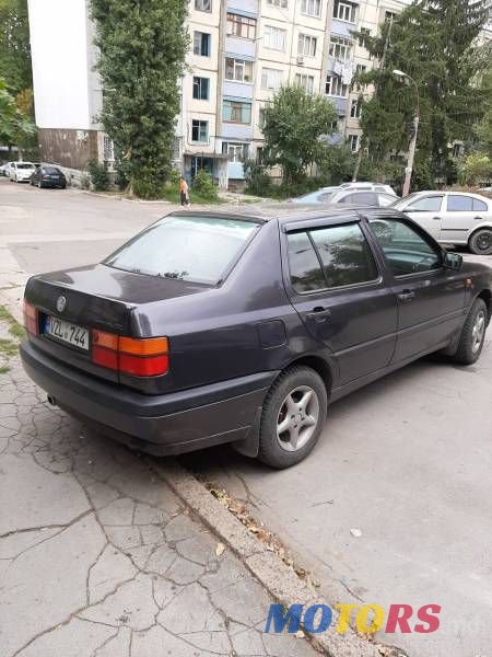1993' Volkswagen Vento photo #3