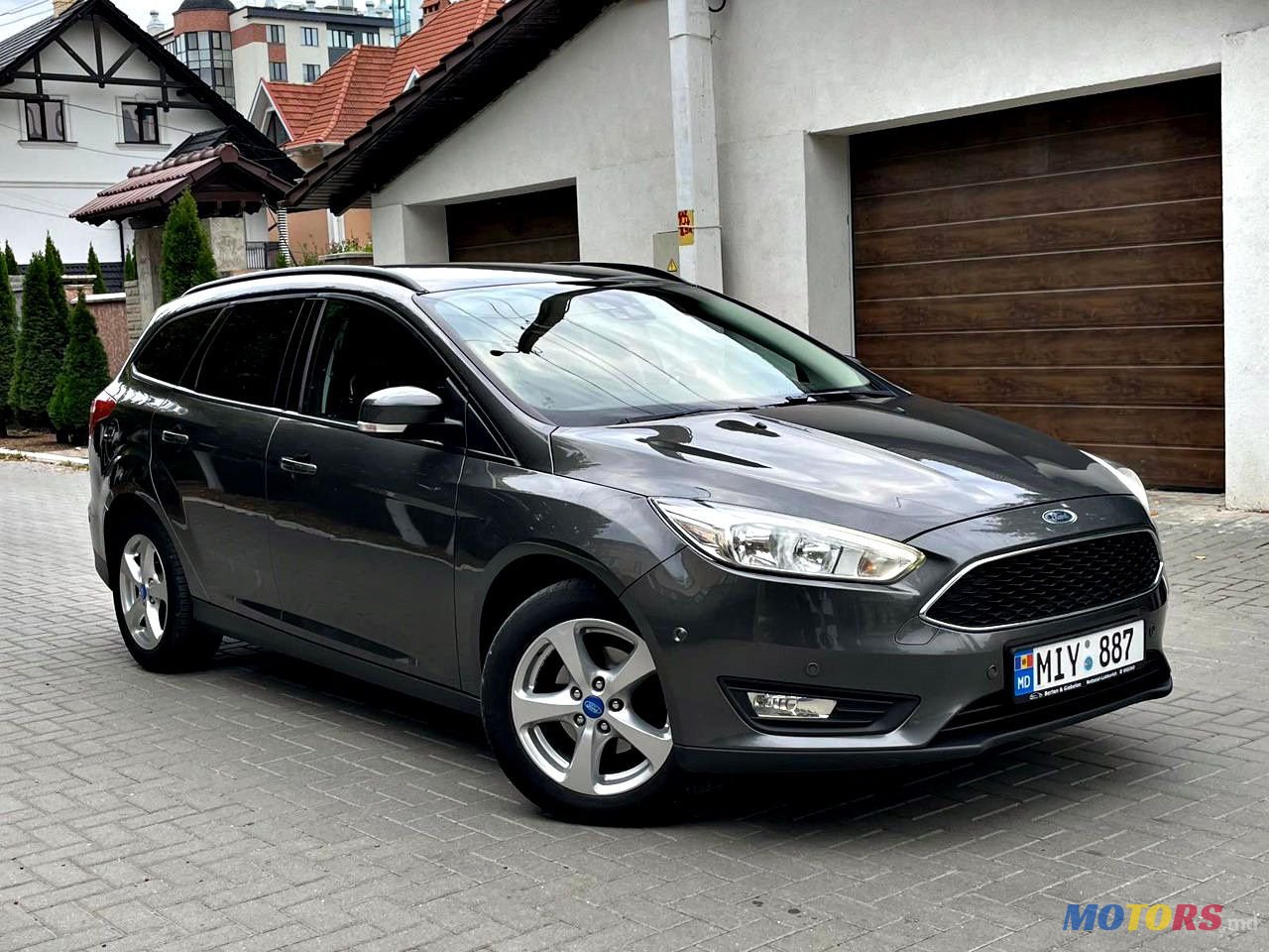 2016' Ford Focus photo #3