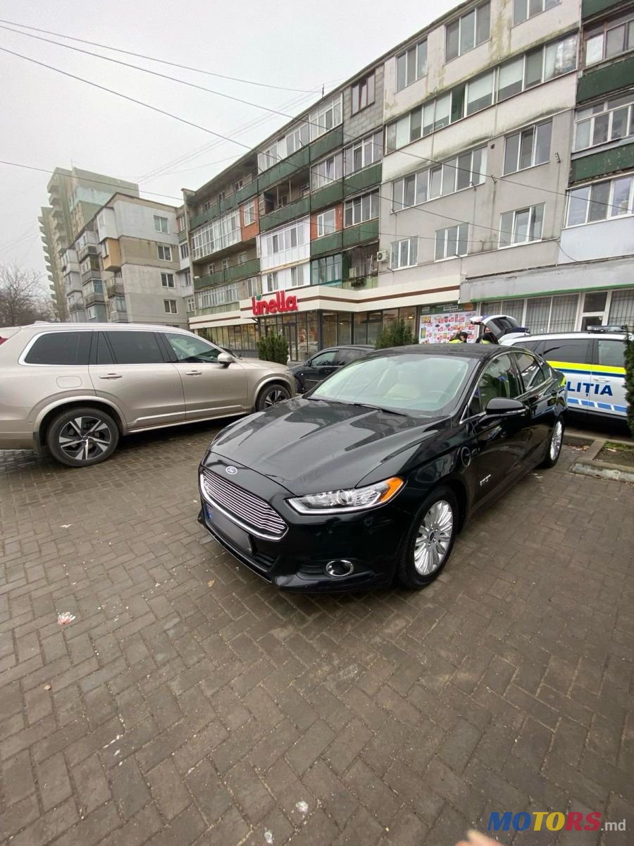 2015' Ford Fusion photo #2