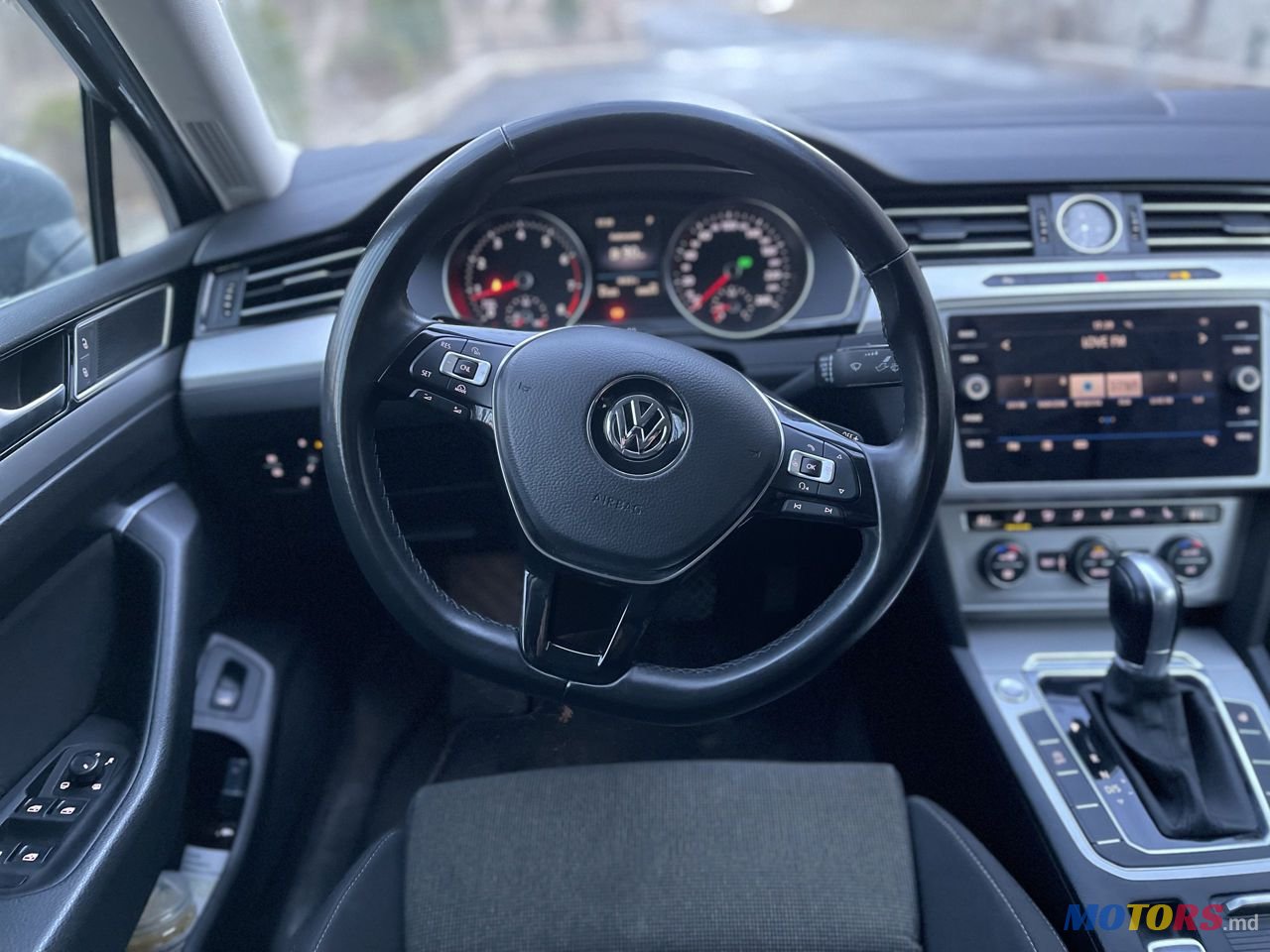 2018' Volkswagen Passat photo #5