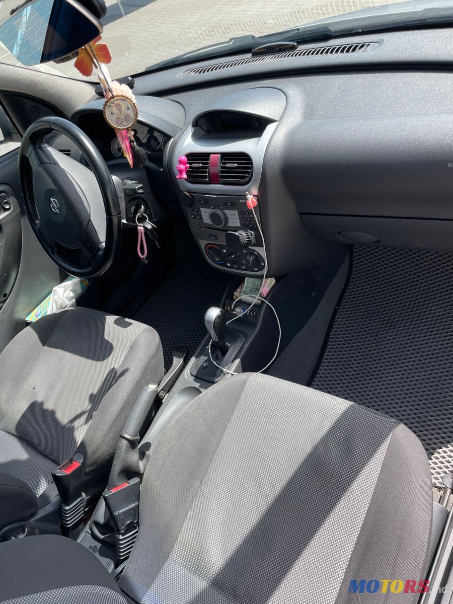 2006' Opel Corsa photo #5