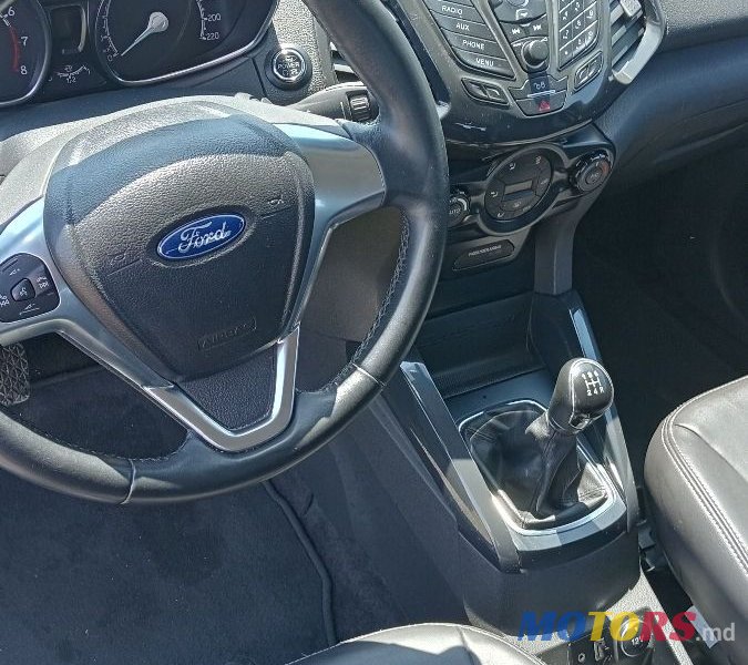 2015' Ford EcoSport photo #3