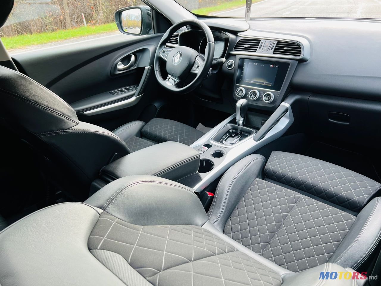 2020' Renault Kadjar photo #5