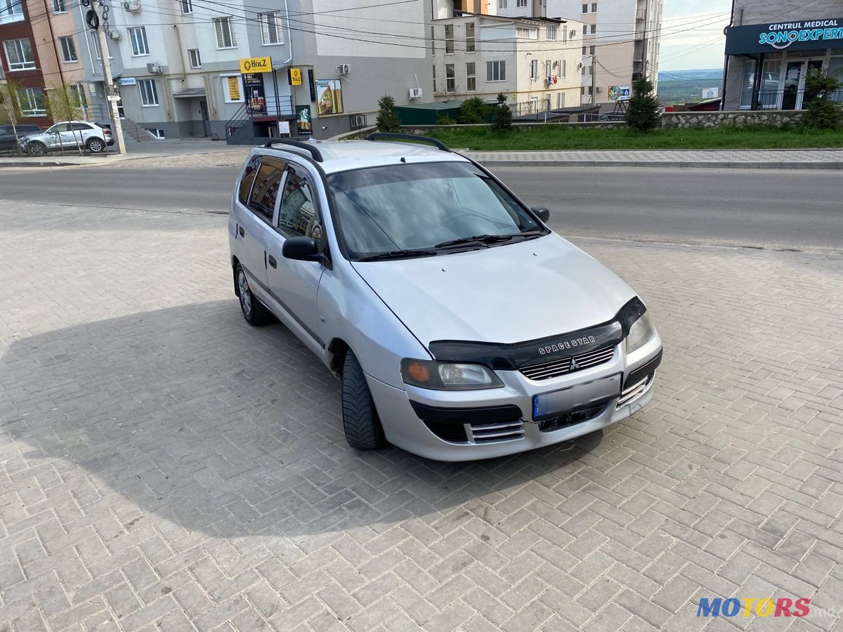 2004' Mitsubishi Space Star photo #1
