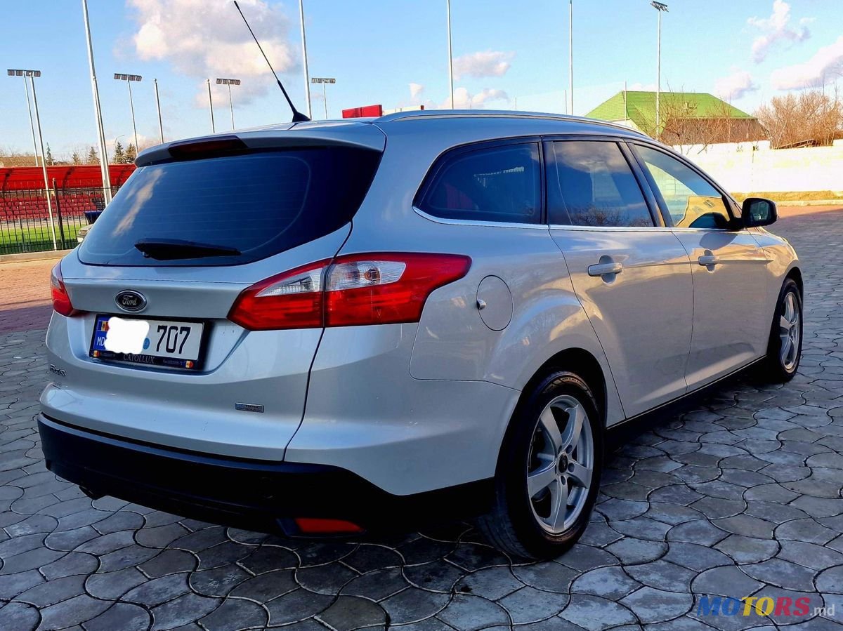 2013' Ford Focus photo #6