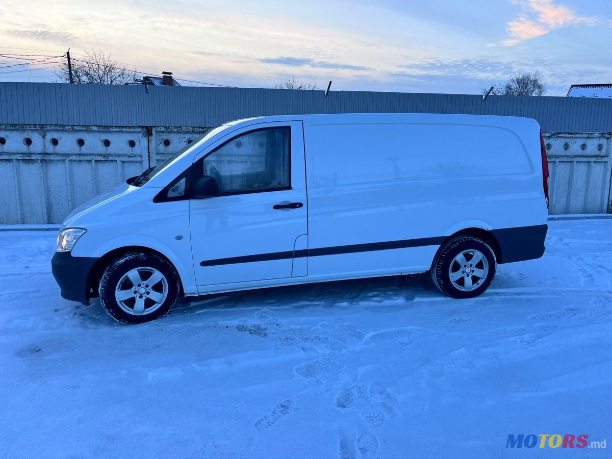 2011' Mercedes-Benz Vito photo #2
