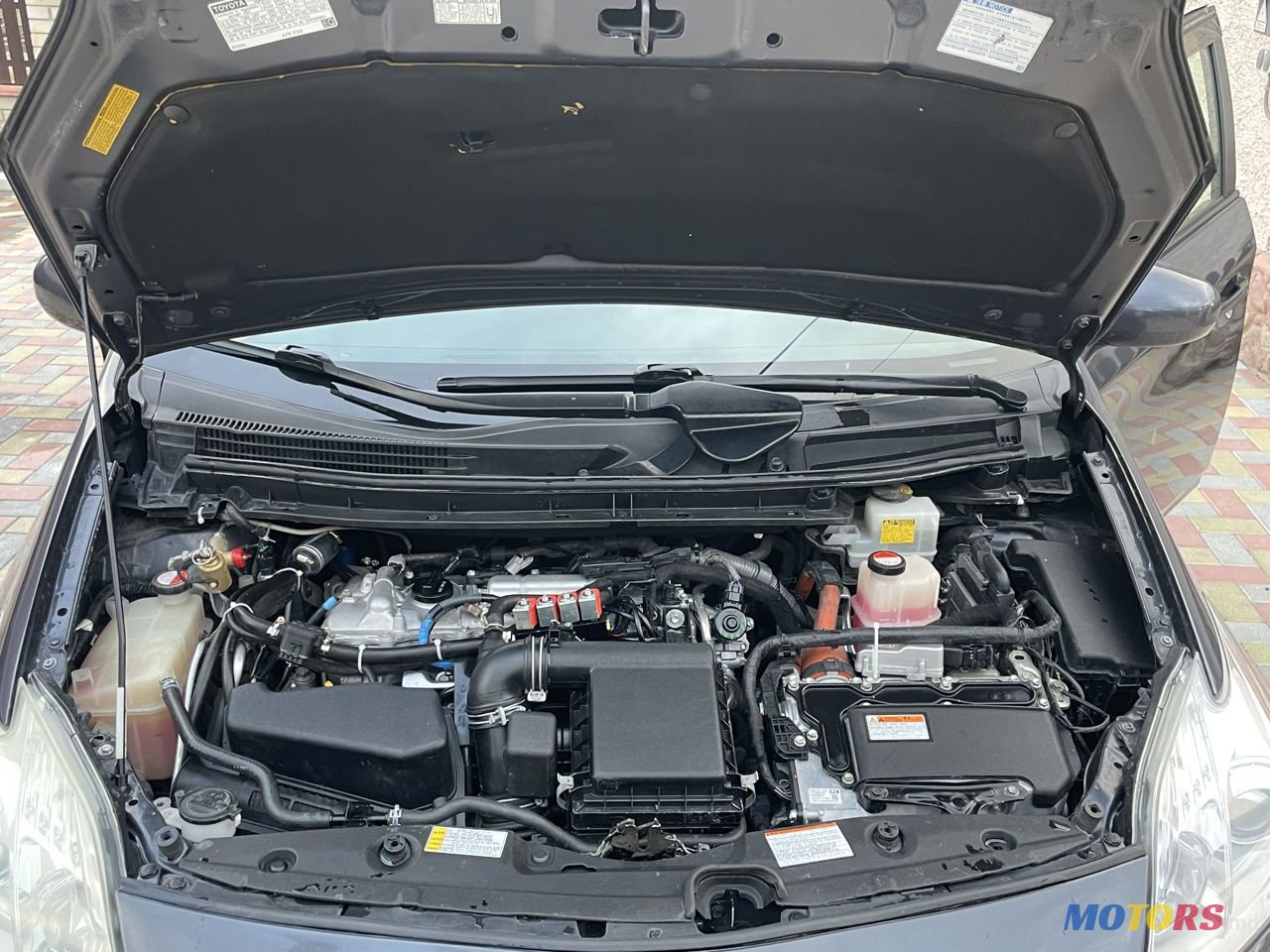 2015' Toyota Prius photo #6