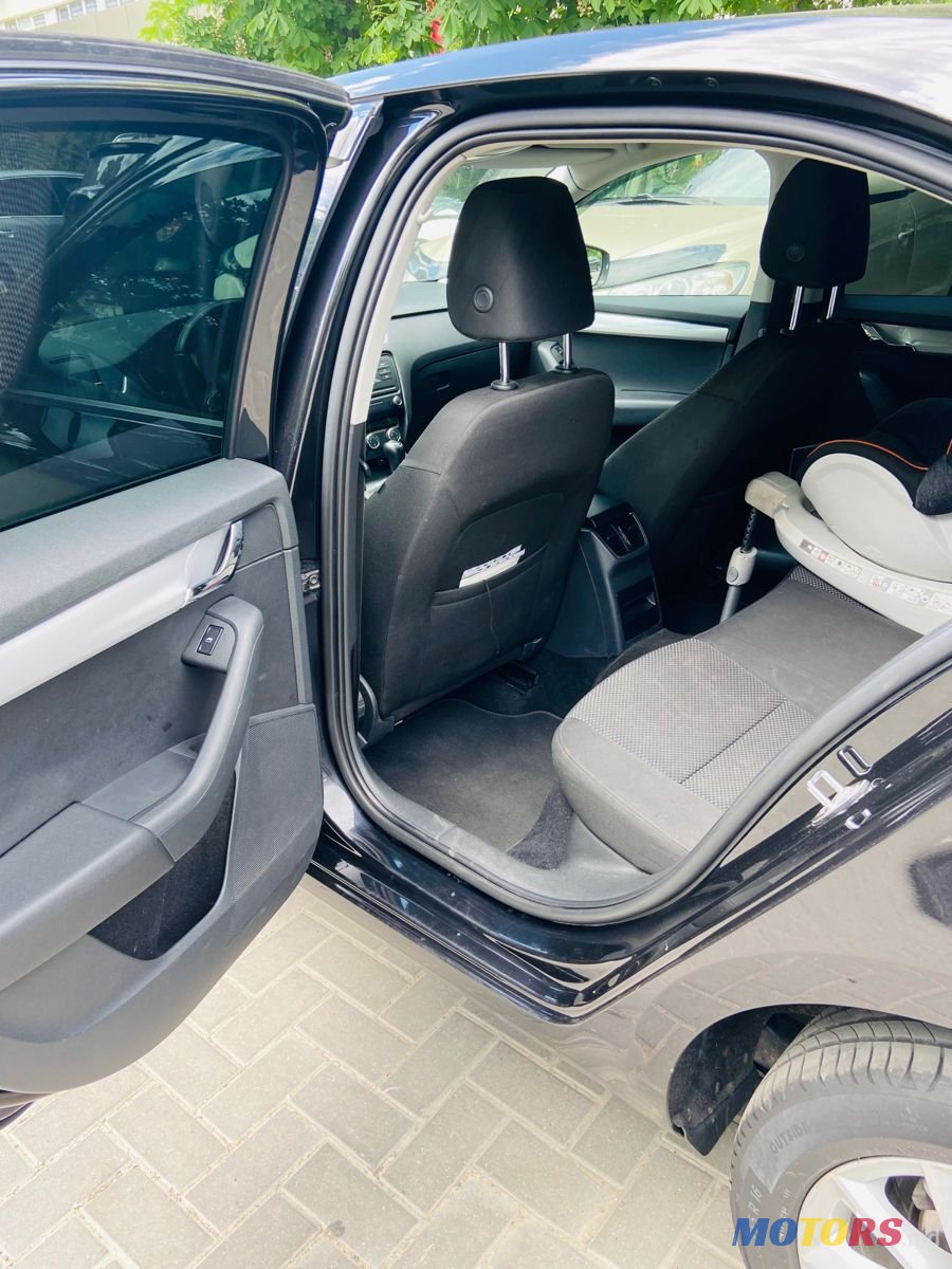 2014' Skoda Octavia photo #6