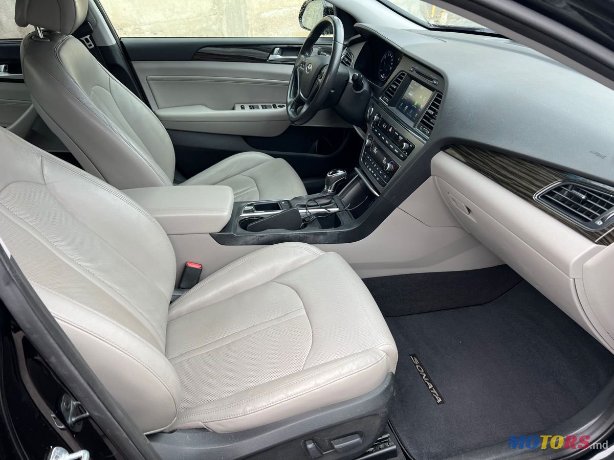 2016' Hyundai Sonata photo #4