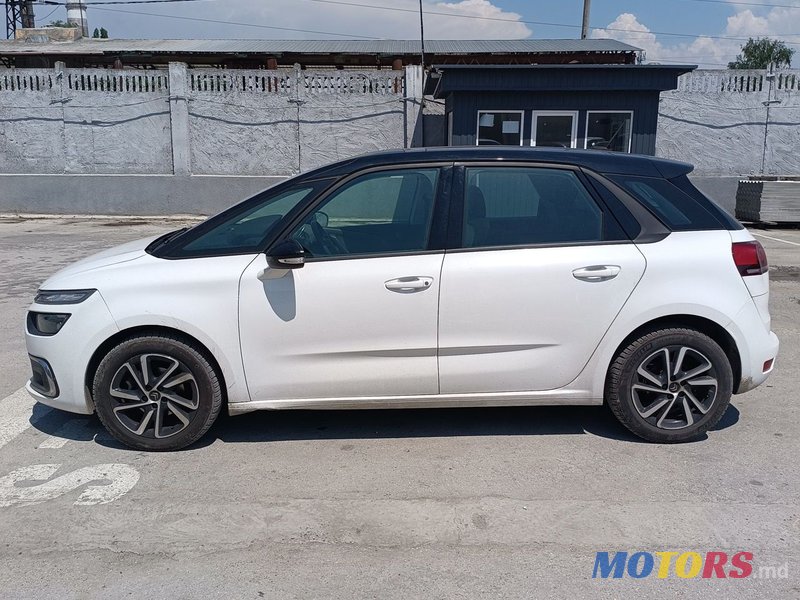 2019' Citroen C4 Picasso photo #4