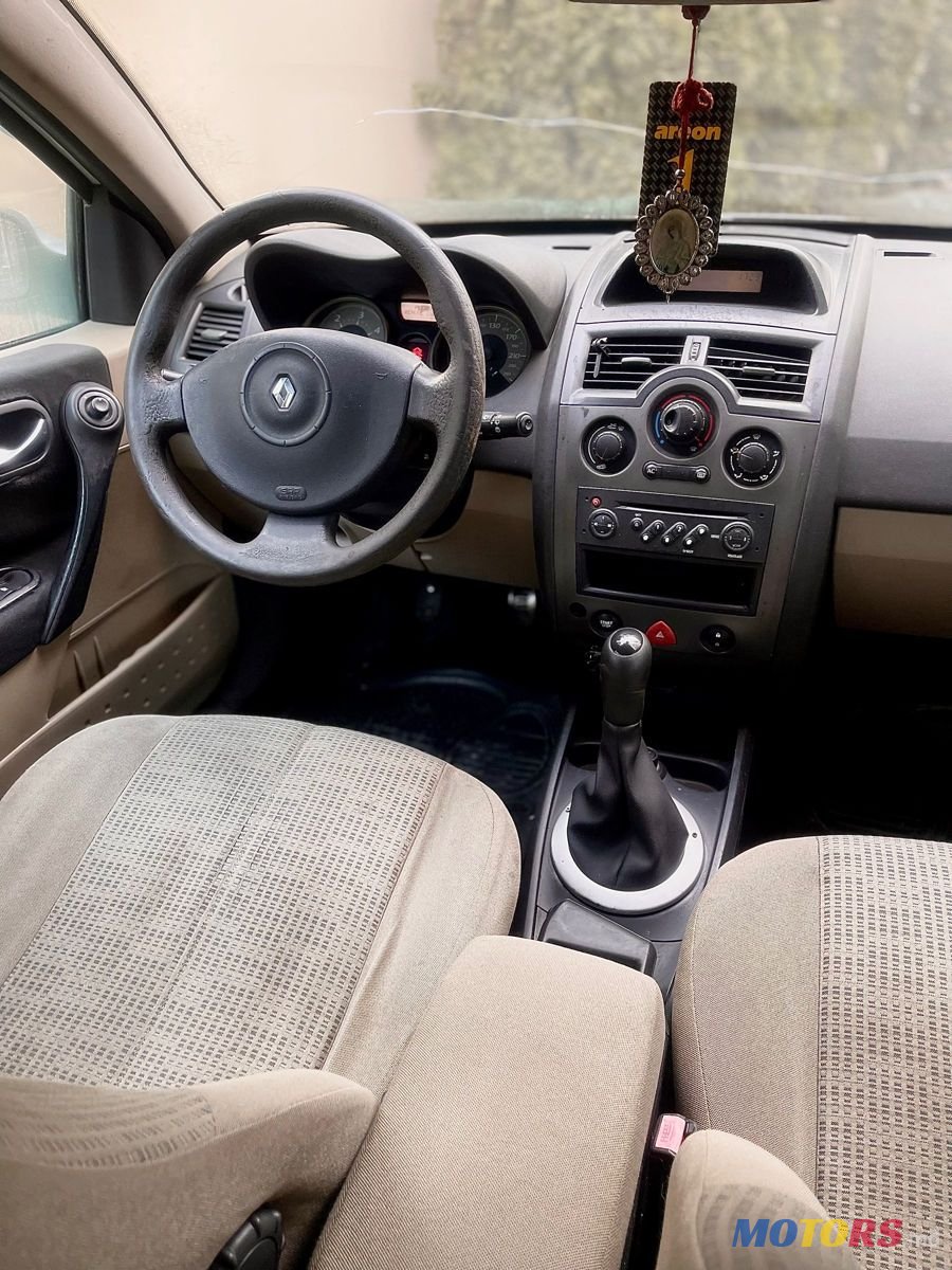 2007' Renault Megane photo #6