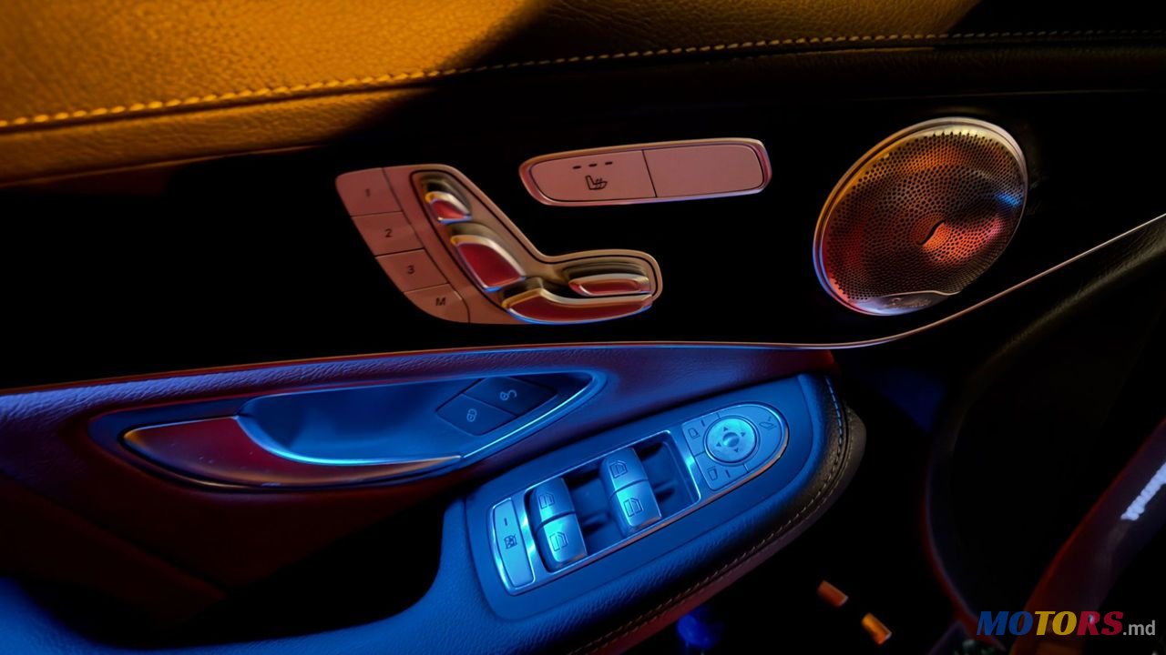 2017' Mercedes-Benz Glc Coupe photo #5