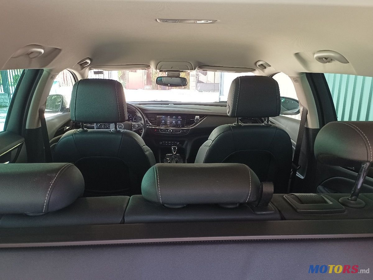 2019' Opel Insignia photo #6